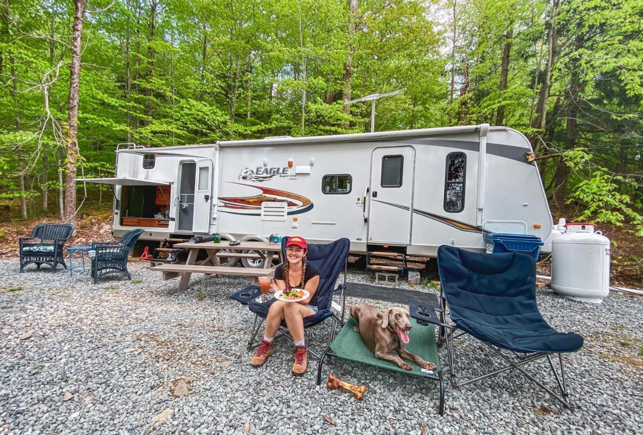 Rv Adventure Roscoe Pet Friendly Hotel Luaran gambar